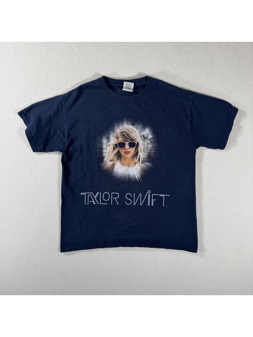Taylor Swift Official The 1989 World Tour Tee